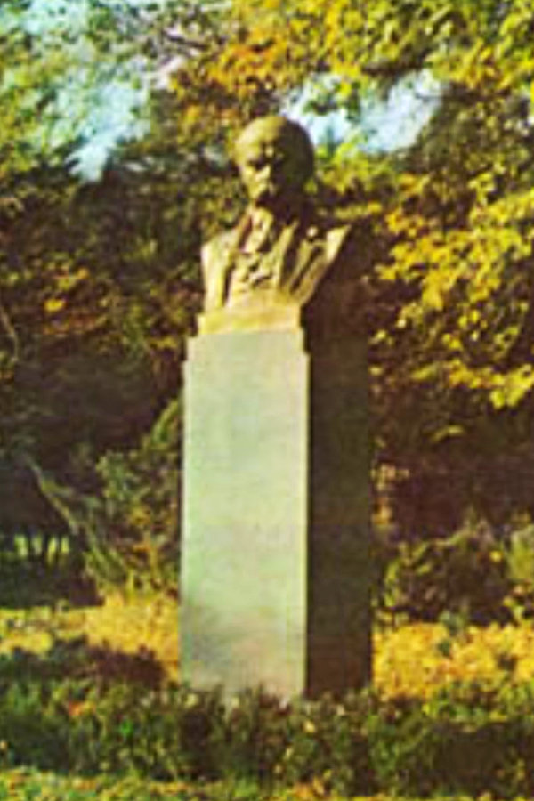 Taras Shevchenko monument in Samara